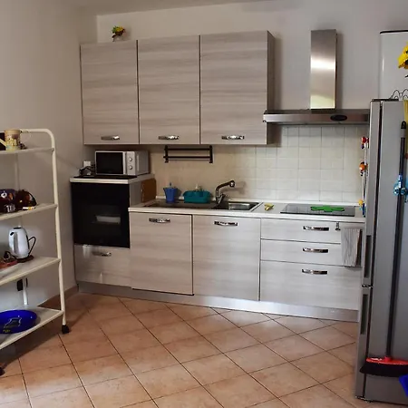 Claniland * 卡斯特努沃德加尔达